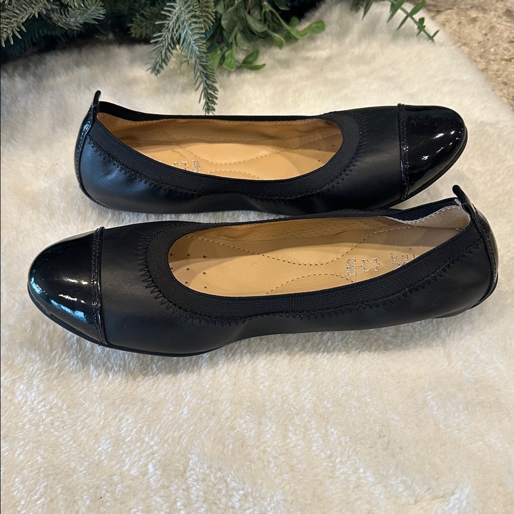 Nwob . Geox flats